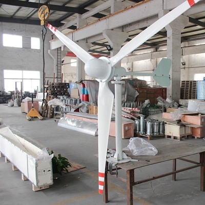 Generatore eolico a turbina orizzontale 3KW 5KW 48V 96V 220V di stile moderno per uso domestico