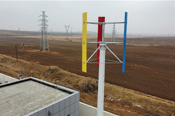 3 generatore eolico verticale IP54 della lama 5KW H la maggior parte del generatore eolico verticale efficiente di asse
