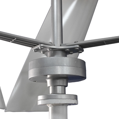 Generatore eolico a magnete permanente verticale del generatore del generatore eolico 6KW 96V 380V di asse di VAWT