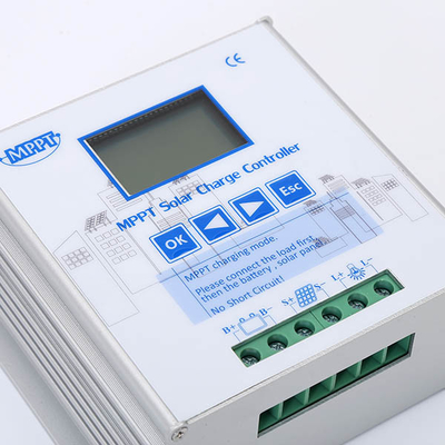 Regolatore di tensione solare del regolatore IP54 MPPT della tassa di amp MPPT di 12V/24V 700W 20