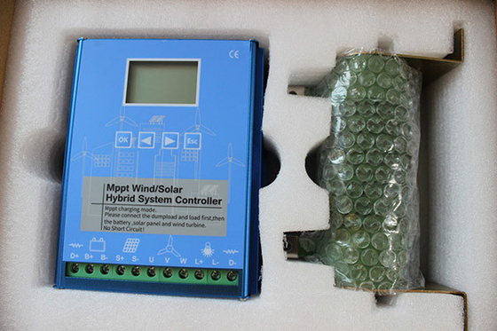Vento di MPPT e regolatore ibrido solare Connected With Battery 12V 24V 800W